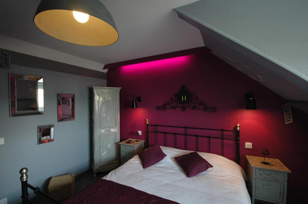 Hotel Restaurant La Pecherie - Le Manoir D'A Cote - Les 5 Ruches -Logis Hotels Courseulles-sur-Mer Exteriör bild