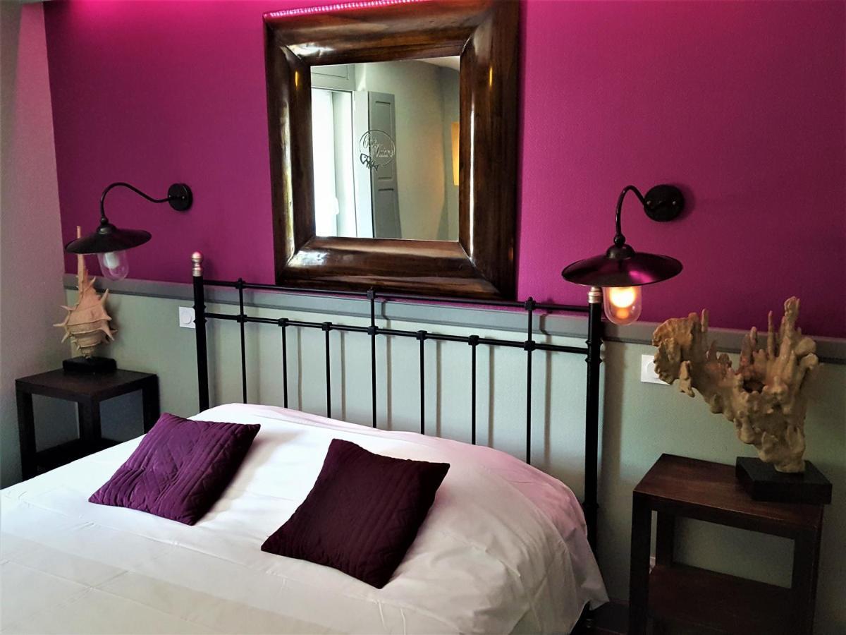 Hotel Restaurant La Pecherie - Le Manoir D'A Cote - Les 5 Ruches -Logis Hotels Courseulles-sur-Mer Exteriör bild